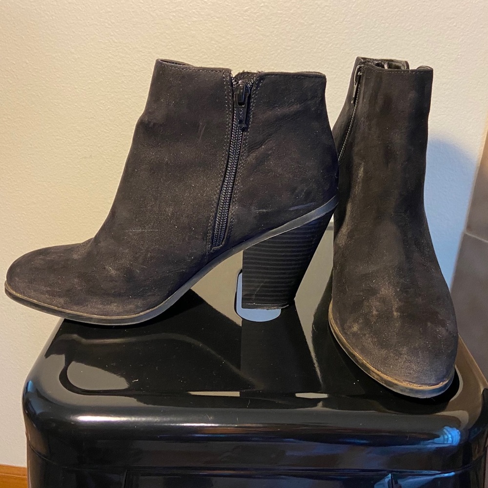 Black Chunky Ankle Heeled Booties